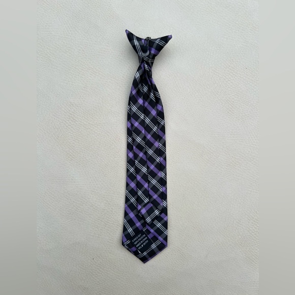 Boys Clip On Neck Tie - Picture 5 of 5